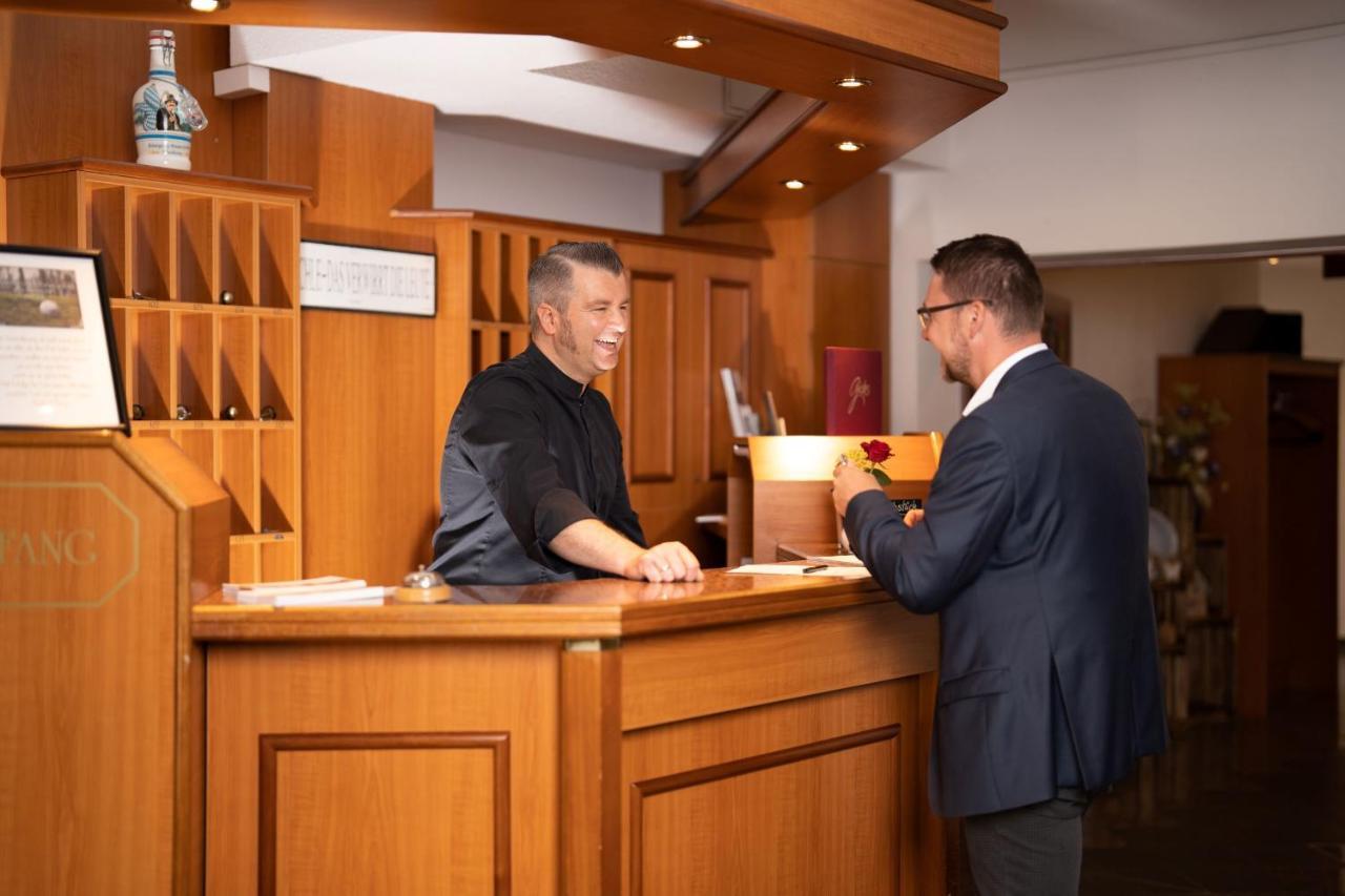 Hotel Reussischer Hof Schmölln Zewnętrze zdjęcie