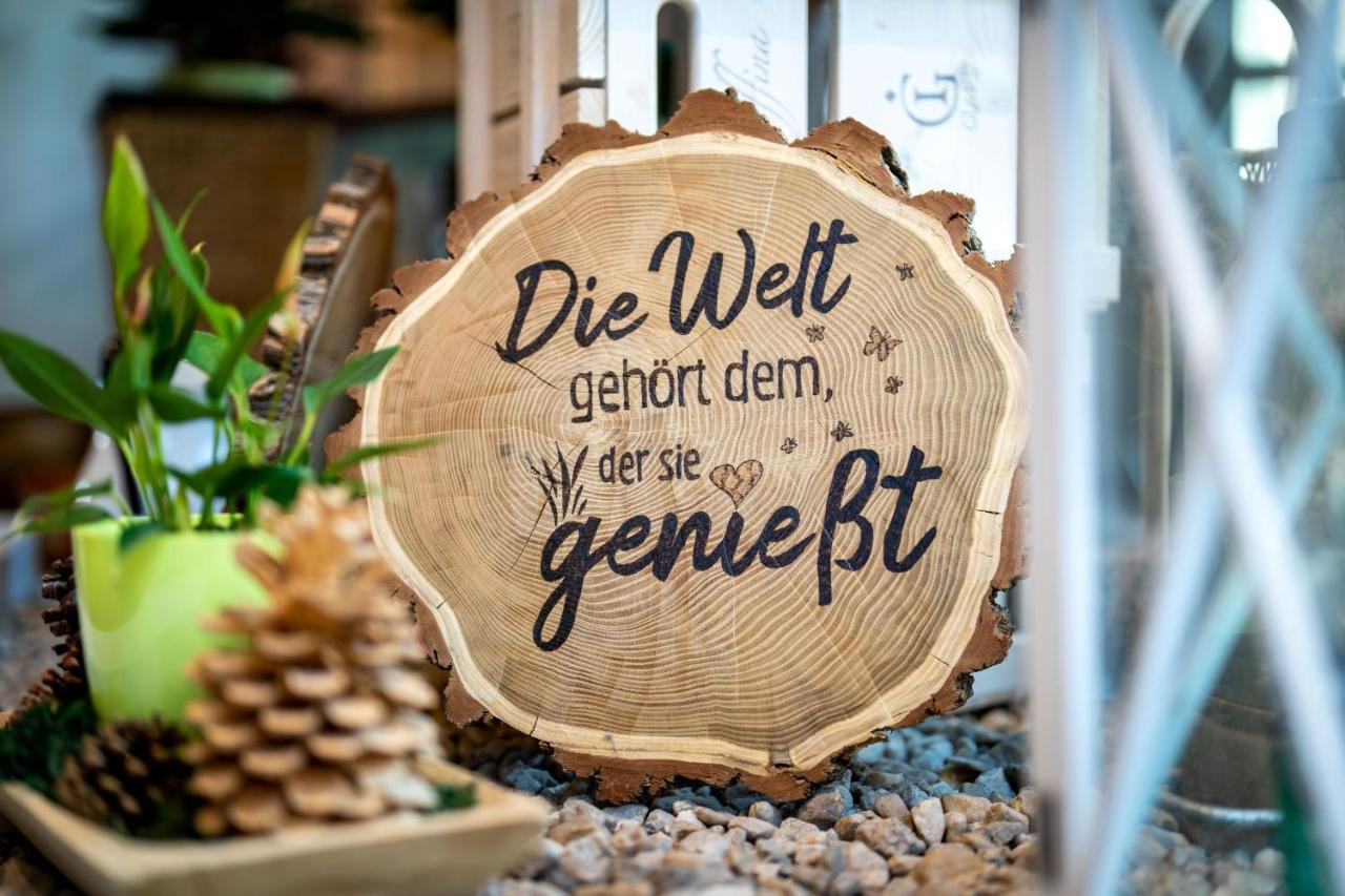Hotel Reussischer Hof Schmölln Zewnętrze zdjęcie